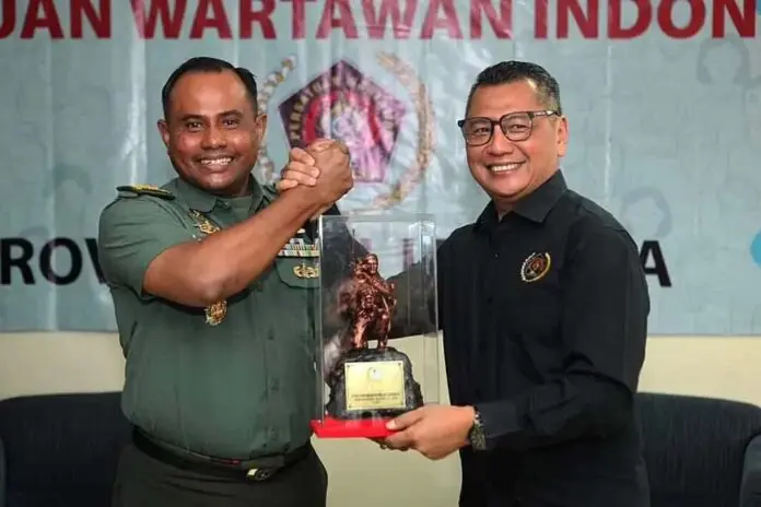 Ketua PWI Jaya Kesit Budi Handoyo Apresiasi Kunjungan Kapendam Jaya Ketua PWI Jaya Kesit Budi Handoyo Apresiasi Kunjungan Kapendam Jaya