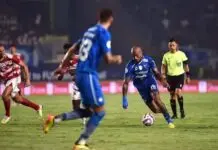 Final Liga 1 Indonesia Leg Pertama : Persib Bandung Sikat Madura United 3-0 Final Liga 1 Indonesia Leg Pertama : Persib Bandung Sikat Madura United 3-0