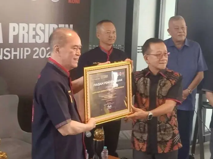 Raih Gelar Juara Dunia, PB FOBI Berikan Apresiasi pada Tim Barongsai Sumbar dan Banten Raih Gelar Juara Dunia, PB FOBI Berikan Apresiasi pada Tim Barongsai Sumbar dan Banten