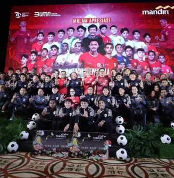 Apresiasi Prestasi Timnas U-19: Bank Mandiri Berikan Dana Pembinaan Rp.1 Miliar Apresiasi Prestasi Timnas U-19: Bank Mandiri Berikan Dana Pembinaan Rp.1 Miliar