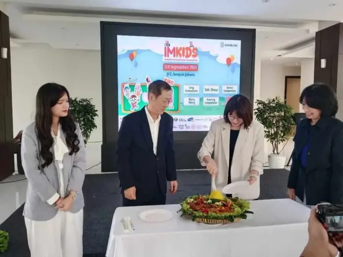 Kembali Digelar, JIPremium 24 dan IMKIDS Akan Tampilkan Produk Premium dan Kesehatan Terbaik dari Indonesia dan Luar Negeri Kembali Digelar, JIPremium 24 dan IMKIDS Akan Tampilkan Produk Premium dan Kesehatan Terbaik dari Indonesia dan Luar Negeri