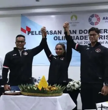 Ketum Akuatik Indonesia, Anindya Bakrie Lepas Dua Perenang Joe Aditya dan Azzahra Ke Olimpiade Paris Ketum Akuatik Indonesia, Anindya Bakrie Lepas Dua Perenang Joe Aditya dan Azzahra Ke Olimpiade Paris