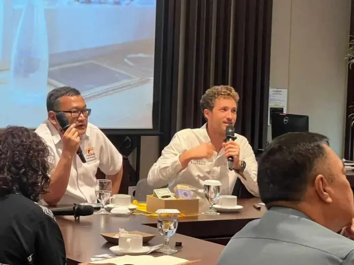 Kapal ‘Plastic Odyssey’ Hadir di Jakarta Perangi Sampah Plastic