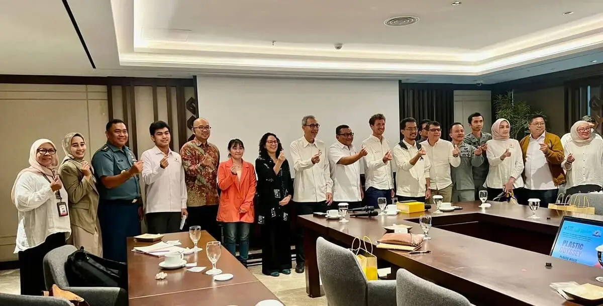Kapal ‘Plastic Odyssey’ Hadir di Jakarta Perangi Sampah Plastic