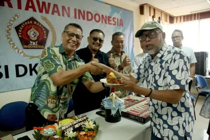 Kesit Budi Handoyo Pastikan PWI Jaya Berangkatkan Kontingen ke Porwanas XIV Banjarmasin Kesit Budi Handoyo Pastikan PWI Jaya Berangkatkan Kontingen ke Porwanas XIV Banjarmasin