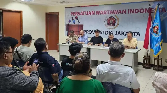 PWI Jaya: Hendry Ch Bangun Bukan Anggota PWI Lagi PWI Jaya: Hendry Ch Bangun Bukan Anggota PWI Lagi