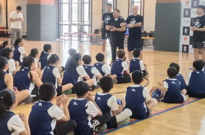 Kolaborasi IBL dan B League Tumbuhkan Talenta Muda Basket Indonesia Kolaborasi IBL dan B League Tumbuhkan Talenta Muda Basket Indonesia