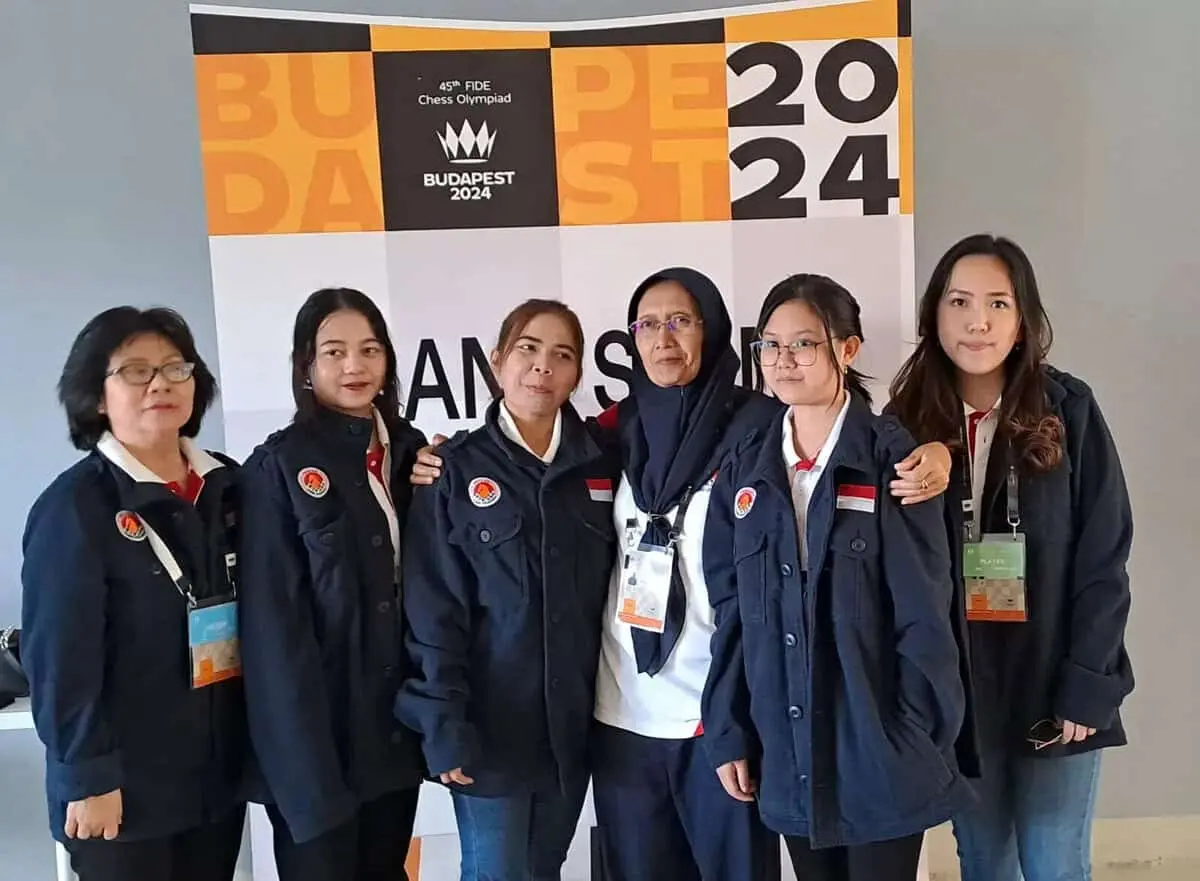 Olimpiade Catur Budapest 2024 : Tim Catur Putra-Putri Indonesia Melangkah Mulus Olimpiade Catur Budapest 2024 : Tim Catur Putra-Putri Indonesia Melangkah Mulus
