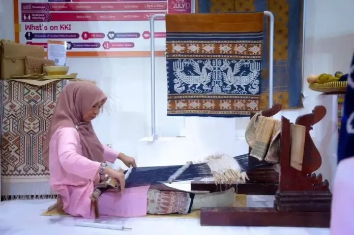 Kemenkop UKM Gelar Cerita Nusantara 2024: Ekosistem Terbaik dalam Satu Panggung Kemenkop UKM Gelar Cerita Nusantara 2024: Ekosistem Terbaik dalam Satu Panggung