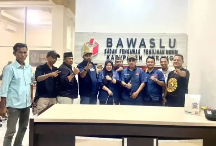 Diduga Tidak Netral, Oknum Kades di Kabupaten Serang Dilaporkan ke Bawaslu