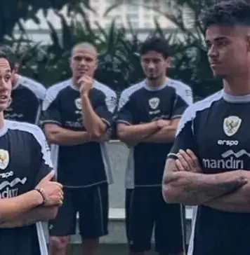 PSSI Gerak Cepat, Pengambilan Sumpah WNI, Mees Hilgers dan Eliano Reijnder Dilakukan di Belanda PSSI Gerak Cepat, Pengambilan Sumpah WNI, Mees Hilgers dan Eliano Reijnder Dilakukan di Belanda