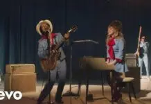 Lirik Lagu Die With A Smile dan Terjemahan – Lady Gaga, Bruno Mars Lirik Lagu Die With A Smile dan Terjemahan - Lady Gaga, Bruno Mars
