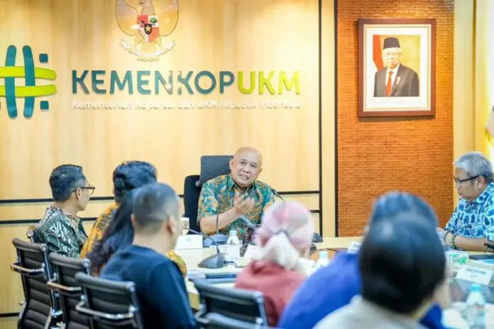 Kemenkop UKM Berkolaborasi dengan PT Pos untuk Penguatan UMKM