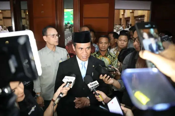 Resmi Dilantik, Mentan Amran Siap Berjuang untuk Indonesia Daulat Pangan Resmi Dilantik, Mentan Amran Siap Berjuang untuk Indonesia Daulat Pangan