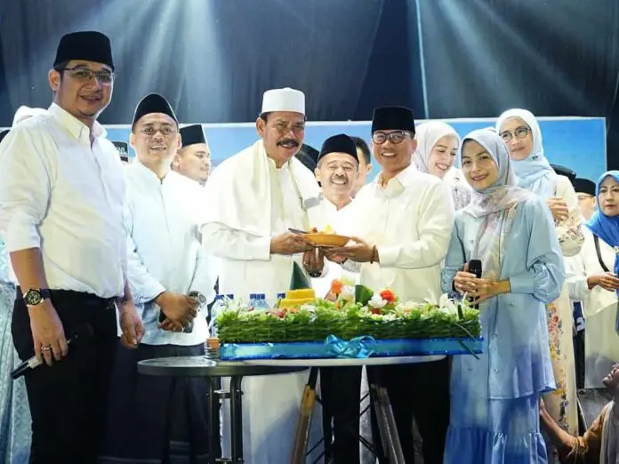 Peringati Hari Santri 2024, Ratu Zakiyah Bersholawat Bersama Ikatan Pemuda Jawilan Peringati Hari Santri 2024, Ratu Zakiyah Bersholawat Bersama Ikatan Pemuda Jawilan