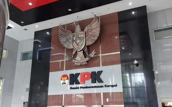 Periksa Bos Jembatan Nusantara dan VP Pengadaan ASDP, KPK Dalami Penyitaan Aset Ratusan Miliar Periksa Bos Jembatan Nusantara dan VP Pengadaan ASDP, KPK Dalami Penyitaan Aset Ratusan Miliar