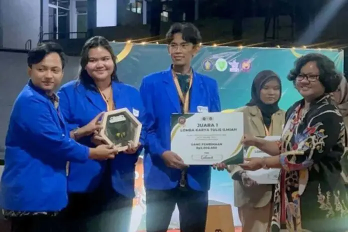 Ciptakan Alat Pendeteksi Hama Tanaman, ITPLN Raih Juara 1 Kompetisi Inovasi antar Kampus se-Indonesia Ciptakan Alat Pendeteksi Hama Tanaman, ITPLN Raih Juara 1 Kompetisi Inovasi antar Kampus se-Indonesia