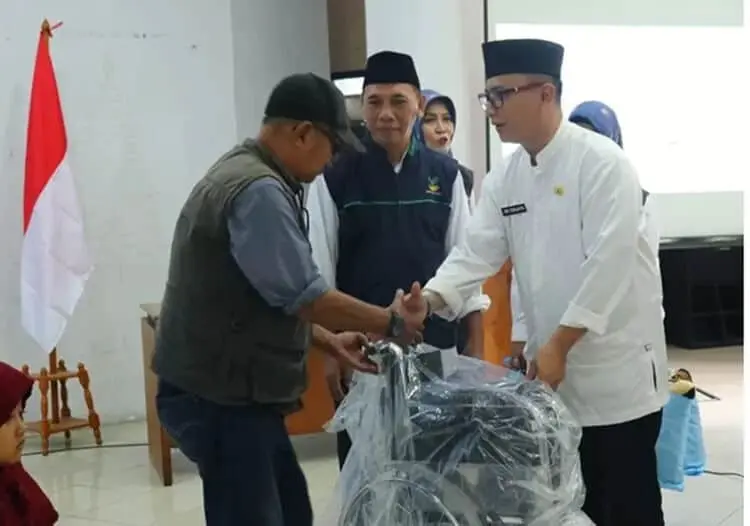 Berita Bakti Sosial HUT ke-15 TKSK, Wujud Kepedulian dan Kebersamaan Berita Bakti Sosial HUT ke-15 TKSK, Wujud Kepedulian dan Kebersamaan