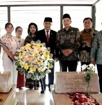 MenKop: Jadikan Peringatan Hari Pahlawan Sebagai Momentum Kebangkitan Koperasi MenKop: Jadikan Peringatan Hari Pahlawan Sebagai Momentum Kebangkitan Koperasi