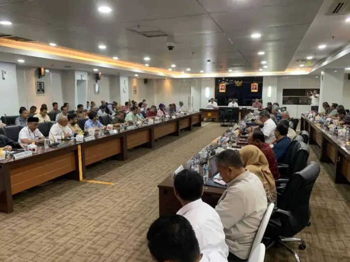 Mentan Amran Gelar Rapat Maraton di Hari Minggu, Inginkan Lompatan Besar Menuju Swasembada Pangan