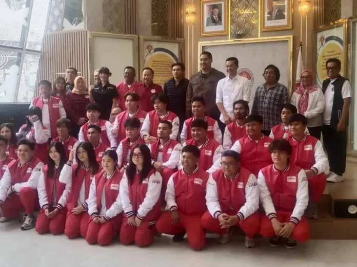 Menpora Lepas Atlet e-Sport Indonesia ke IESF World Championship 2024 di Riyadh Menpora Lepas Atlet e-Sport Indonesia ke IESF World Championship 2024 di Riyadh