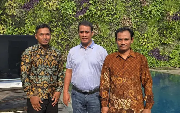 Sebelum Rapat Akhir Pekan, Mentan Amran Selesaikan Curhatan Peternak Madiun