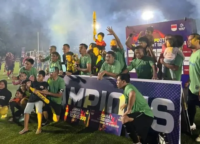 Pelindo FC dan SMK Jakbar 1 Juara Turnamen FSMI CUP 2024 Pelindo FC dan SMK Jakbar 1 Juara Turnamen FSMI CUP 2024