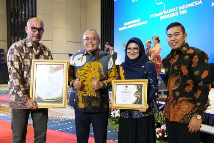 Kemenpora Raih Peringkat Pertama Monev KIP dan Dinobatkan Badan Publik Terbaik Nasional Arkaya Wiwarta Prajanugrah Tahun 2024 Kemenpora Raih Peringkat Pertama Monev KIP dan Dinobatkan Badan Publik Terbaik Nasional Arkaya Wiwarta Prajanugrah Tahun 2024