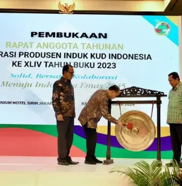 Menkop Targetkan Dongkrak Kontribusi Koperasi Dalam Perekonomian Nasional Menkop Targetkan Dongkrak Kontribusi Koperasi Dalam Perekonomian Nasional