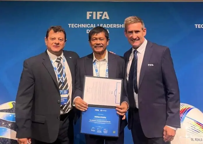 Indra Sjafri Lulus Program  FIFA Technical Leadership Diploma  di Zurich