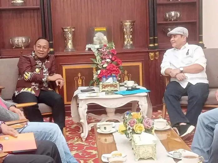 Pj Gubri Bangga dan Dukung Penuh Perayaan HPN 2025 di Riau Pj Gubri Bangga dan Dukung Penuh Perayaan HPN 2025 di Riau