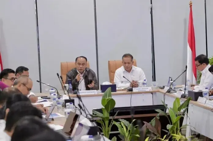 Menkop Tekankan Fokus Penyaluran LPDB-KUMKM untuk Usaha Produktif di Sektor Riil Menkop Tekankan Fokus Penyaluran LPDB-KUMKM untuk Usaha Produktif di Sektor Riil