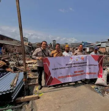 PetroChina Berikan Bantuan untuk Korban Kebakaran di Desa Sungai Itik, Tanjab Timur