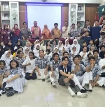 Pokja PWI Jaksel Gelar Dialog Interaktif Pencegahan Narkoba di SMP N 68 Jakarta Pokja PWI Jaksel Gelar Dialog Interaktif Pencegahan Narkoba di SMP N 68 Jakarta