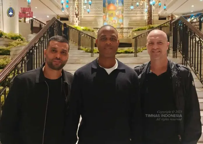 Patrick Kluivert dan Jordi Cruyff Tiba di Jakarta Patrick Kluivert dan Jordi Cruyff Tiba di Jakarta
