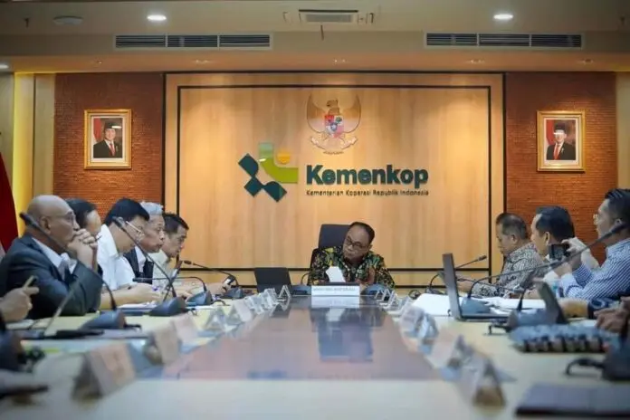 Kemenkop Gerak Cepat Tindak Lanjuti Pembentukan 70 Ribu Kopdes Merah Putih Kemenkop Gerak Cepat Tindak Lanjuti Pembentukan 70 Ribu Kopdes Merah Putih
