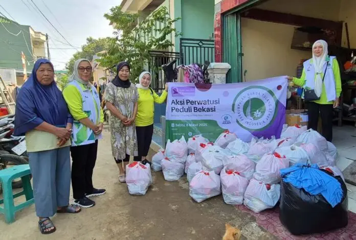 Perwatusi Gelar Baksos Bantu Korban Banjir di Bekasi Perwatusi Gelar Baksos Bantu Korban Banjir di Bekasi