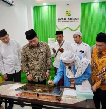 Kemenkop Siap Kembangkan Ekonomi Syariah Melalui Koperasi Kemenkop Siap Kembangkan Ekonomi Syariah Melalui Koperasi