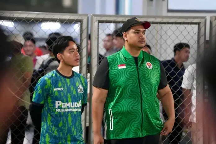 Menpora Dito Hadiri Laga Fun Football Pemuda Muhammadiyah, Saksikan Penampilan Wapres Gibran Menpora Dito Hadiri Laga Fun Football Pemuda Muhammadiyah, Saksikan Penampilan Wapres Gibran
