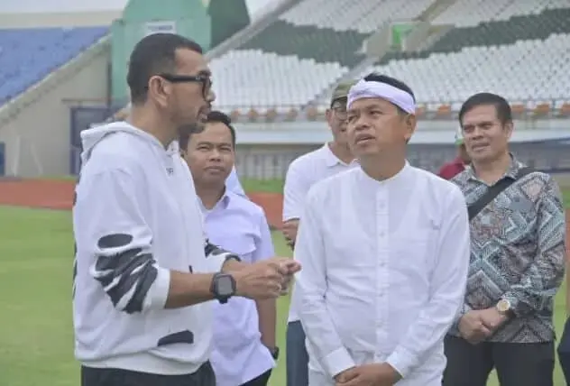 Ketua OC Piala Presiden 2025 Tinjau Kesiapan Stadion Si Jalak Harupat Ketua OC Piala Presiden 2025 Tinjau Kesiapan Stadion Si Jalak Harupat