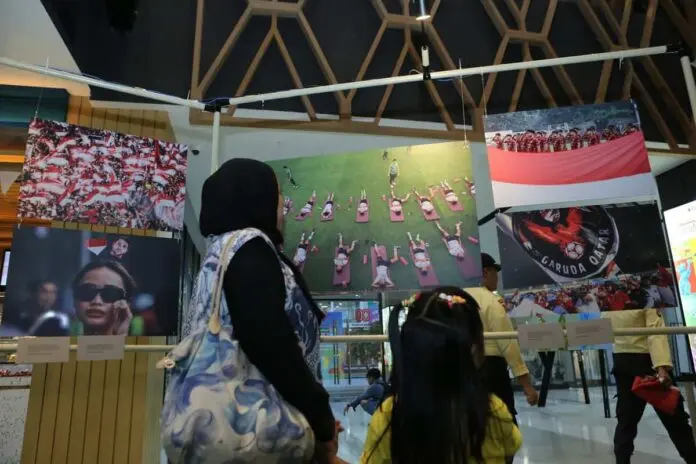 Pameran Foto “90’ & BEYOND” Tampilkan Gambaran dan Perjuangan Timnas  di Mal Sarinah