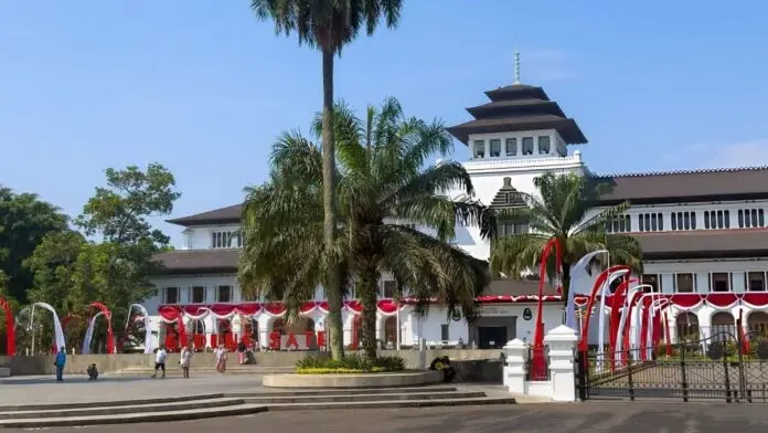 5 Strategi Memilih Kost Bandung Dekat Kampus dengan Akses Transportasi Mudah 5 Strategi Memilih Kost Bandung Dekat Kampus dengan Akses Transportasi Mudah