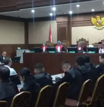 Kuasa Hukum Harapkan Majelus Hakim. Bijak Menggali Materi Perkara Dalam Dugaan Korupsi Tata Kelola Migas Kuasa Hukum Harapkan Majelus Hakim. Bijak Menggali Materi Perkara Dalam Dugaan Korupsi Tata Kelola Migas