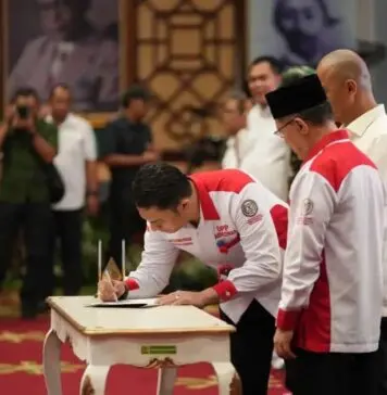 Jamintel Prof. Dr. Reda Manthovani Kukuhkan Bupati dan Wakil Bupati Bogor sebagai Pemimpin ABPEDNAS Jamintel Prof. Dr. Reda Manthovani Kukuhkan Bupati dan Wakil Bupati Bogor sebagai Pemimpin ABPEDNAS