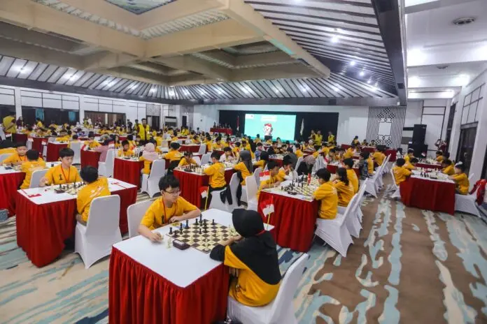 Kejuaraan Catur Junior ke-7 Piala Bergilir Purnomo Yusgiantoro Kejuaraan Catur Junior ke-7 Piala Bergilir Purnomo Yusgiantoro